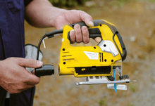 Carregar imagem no visualizador da galeria, Serra Tico Tico MST-80 Com Motor Mono 220V 60HZ 800W Menegotti