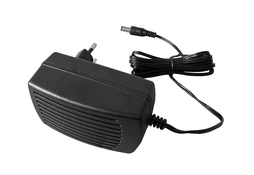 Carregador De Bateria Menegotti 127/220v 60HZ